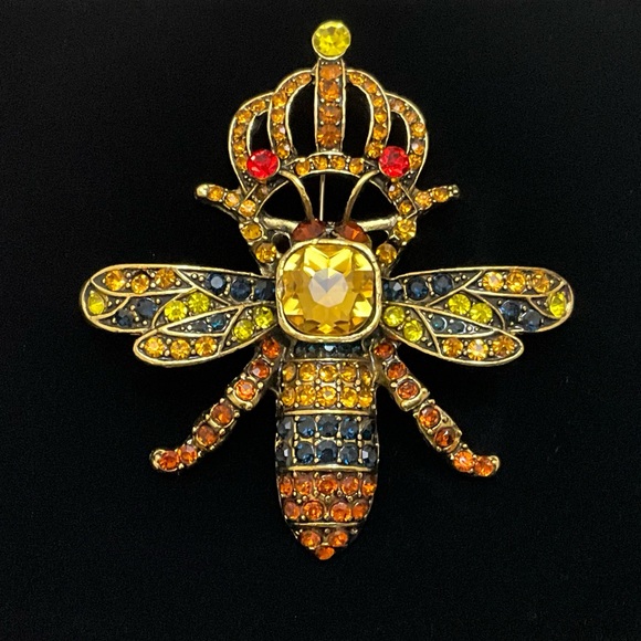 Accessories - Crown Bee Brooch Pin with Rhinestones